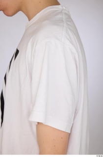 Bryton casual dressed shoulder sleeve upper body white t-shirt 0003.jpg